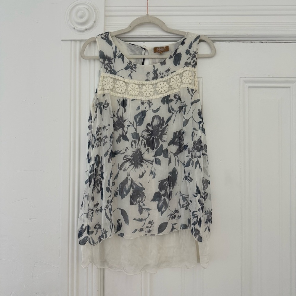 Chic White and Blue Silk Sleeveless Asymmetrical Tunic